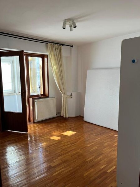 Apartament 2 camere Unirii- Octavian Goga. 